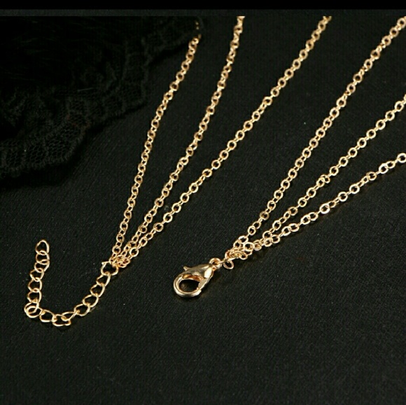 Dainty 3 Layer Chain Gold Tone Necklace - Picture 4 of 5